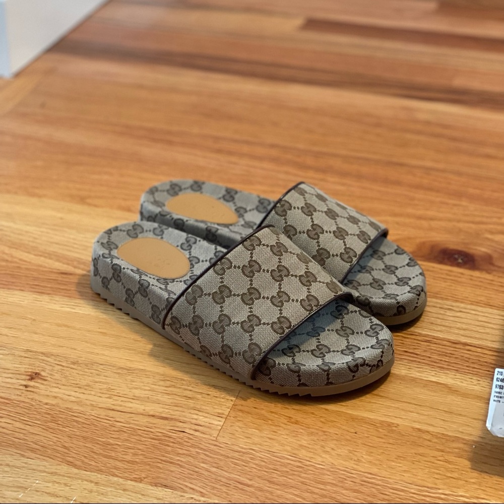 Men’s GG Canvas Slides